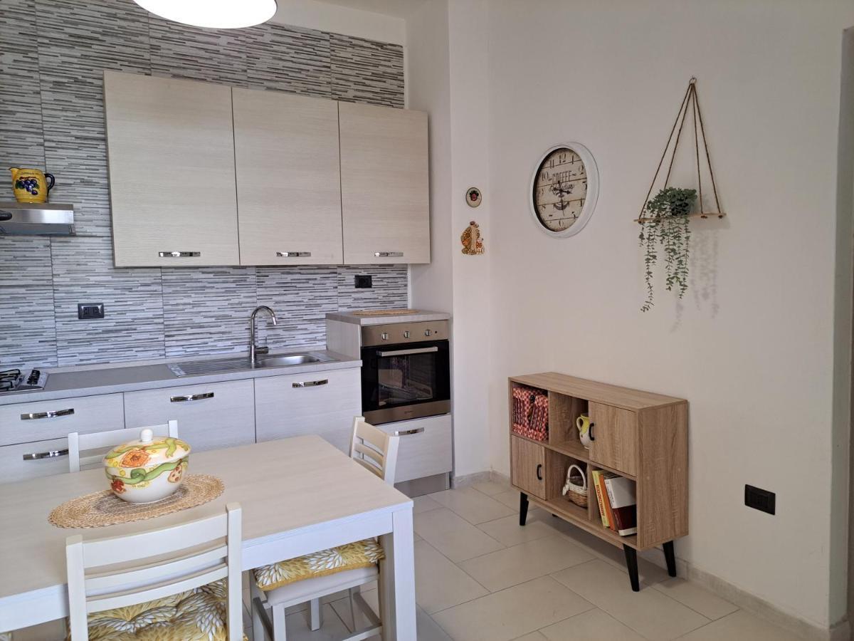 Villa I Sogni Di Alice à Pula Extérieur photo
